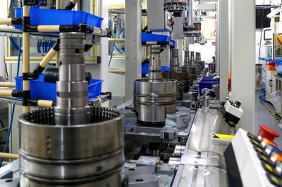 工程机械高端传动件5G全连接智能工厂 徐工引领机械设备制造新变革